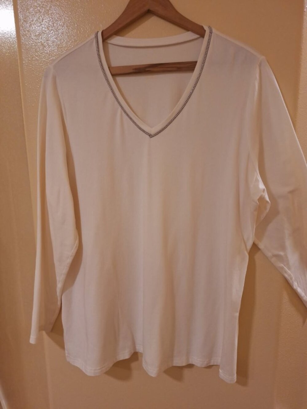 Kim Gravel Jingle Belles TripleLuxe Knit Sparkling V-Neck Top 1X